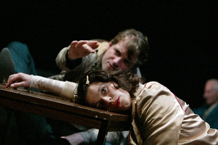 4 von 6:&nbsp;Ruth Marie Kr�ger, Oliver Kraushaar (&copy; Alexander Paul Englert)