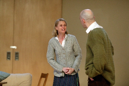 9 von 10: Leslie Malton, Andreas Grothgar (© Alexander Paul Englert)