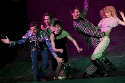 6 von 8: Rainer Frank, Felix Rmer, Annedore Bauer, Ben Daniel Jhnk, Ursula Doll (© Alexander Paul Englert)