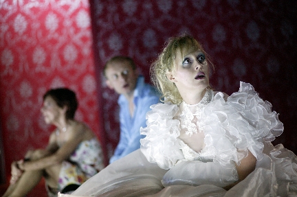4 von 6: Silvia Fenz, Mathias Max Herrmann, Sabine Waibel (© Alexander Paul Englert)