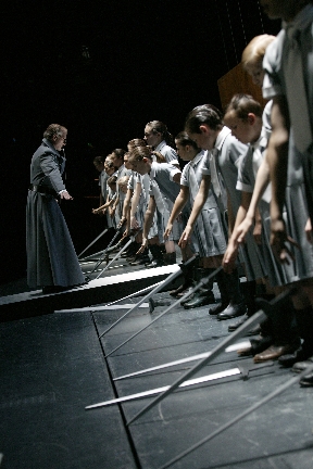 3 von 11: Falk Rockstroh, Kinderchor (© Alexander Paul Englert)