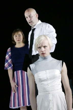 8 von 8: Nadja Dankers, Wilhelm Eilers, Anne Mller (7996) (© Alexander Paul Englert)