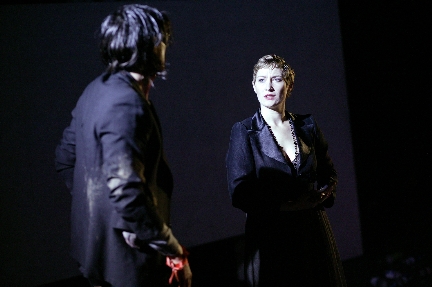 5 von 7:&nbsp;Max Simonischek, Yvon Jansen (1817) (&copy; Alexander Paul Englert)