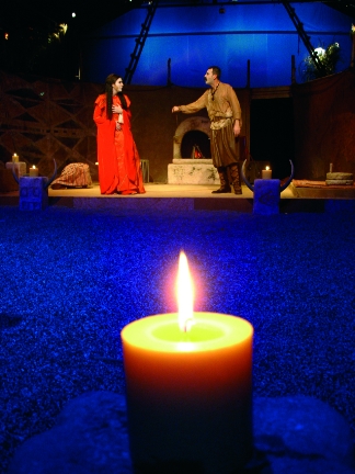 12 von 15: Kurban (© Trkisches Staatstheater)