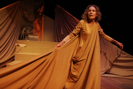 5 von 15: Ben Anadolu (© Kenterer Theater)