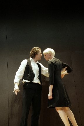 2 von 17: Bert Tischendorf, Anne Mller (© Alexander Paul Englert)