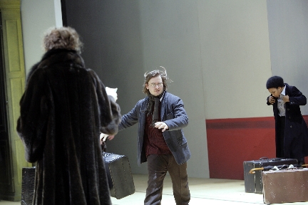 8 von 17:&nbsp;Friederike Kammer, Daniel Christensen, Abak Safaei-Rad (&copy; Alexander Paul Englert)