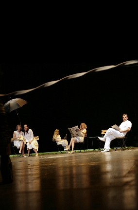 10 von 16:&nbsp;Nadja Dankers, Julia Penner, Friederike Kammer, Sabine Waibel, Joachim Nimtz (&copy; Alexander Paul Englert)